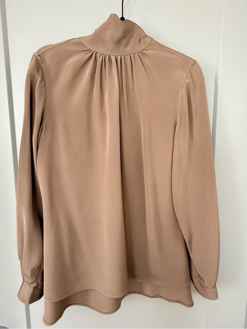 ANN MASHBURN Colette Tie-Neck Blouse in Mink Silk